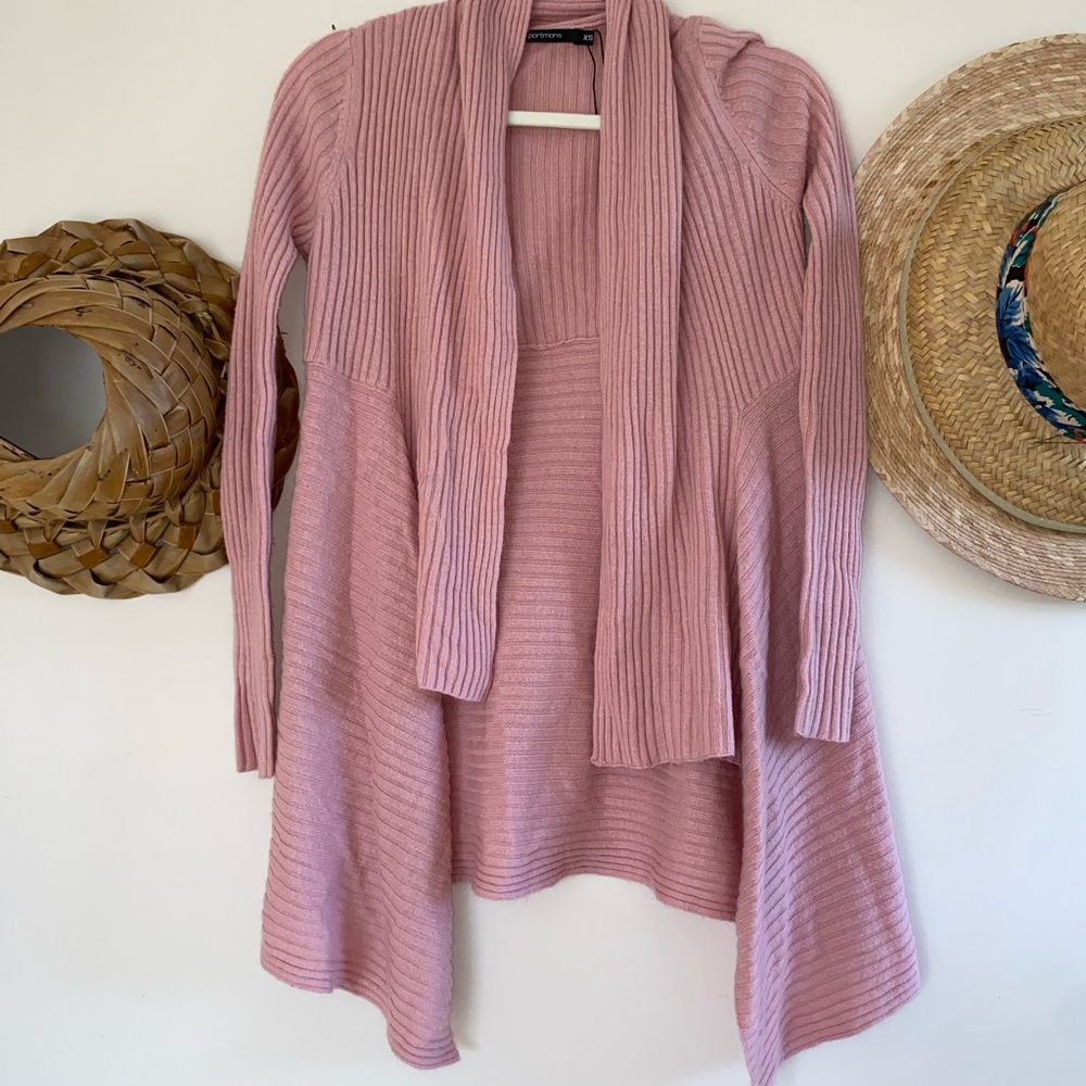 Sweater - Picture 2 of 4